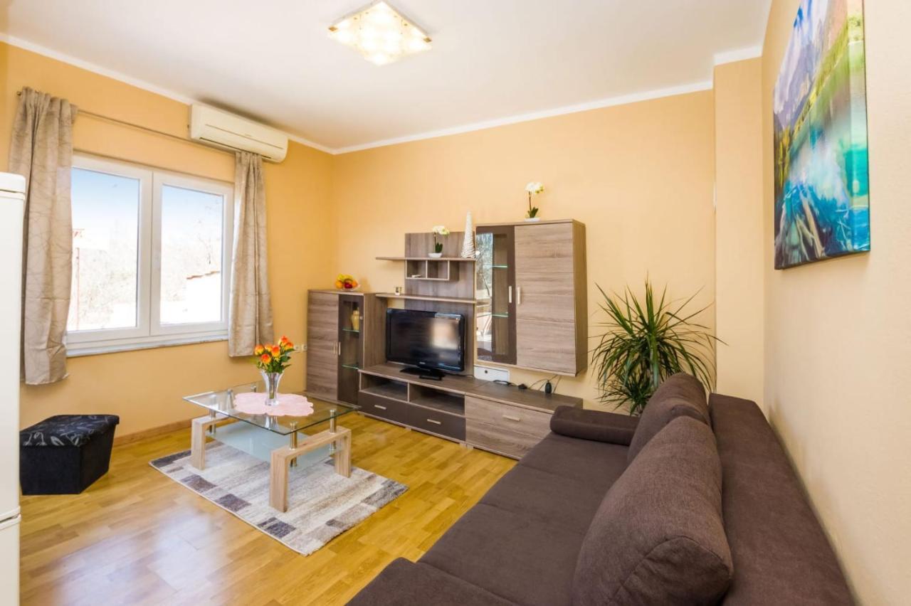 Kuca Za Odmor Danijela Villa Slivnica Exteriör bild